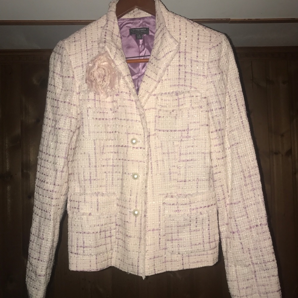 Elegant Women's Blouse